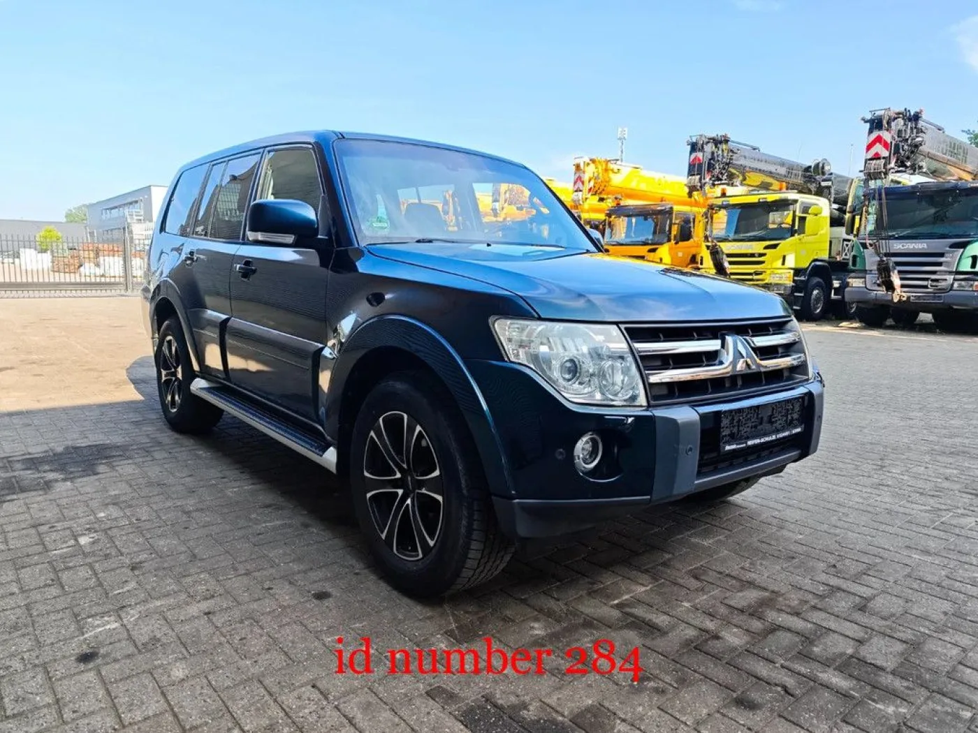 Mitsubishi Pajero 3.2 4WD - 7