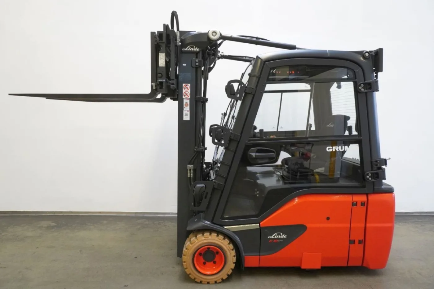 Frontstapler Linde E 18 L EVO 386-02 (2025) - 3