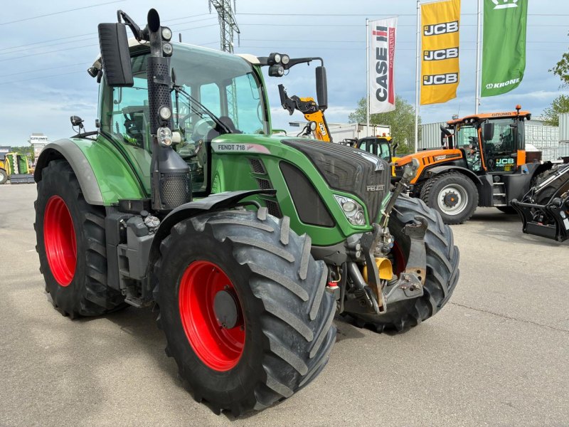 Schlepper Fendt Vario 718 SCR Profi Plus