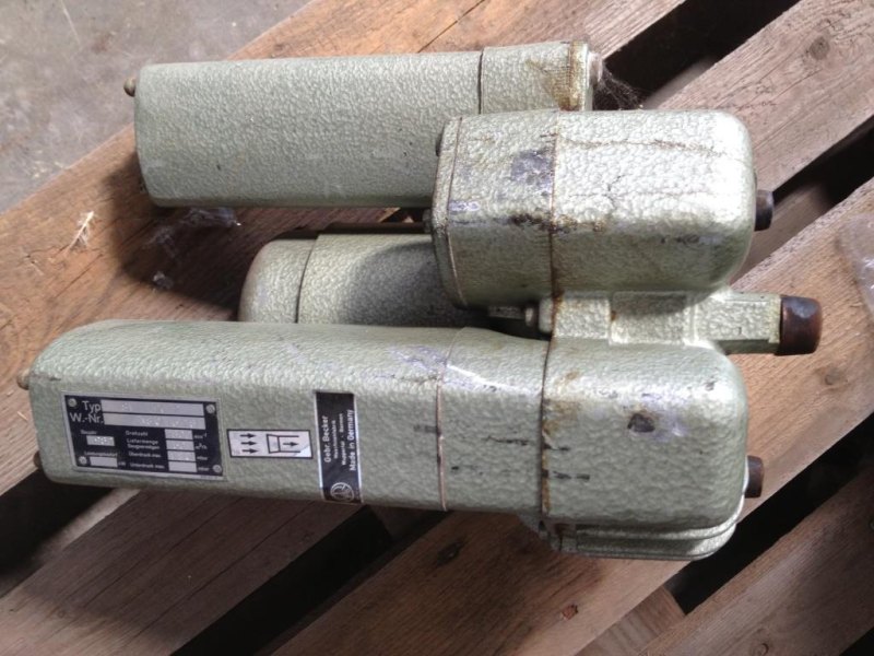 POMPA DA VUOTO – ASPIRATORE A CANALE LATERALE BECKER – MOD. SV 2.90/2