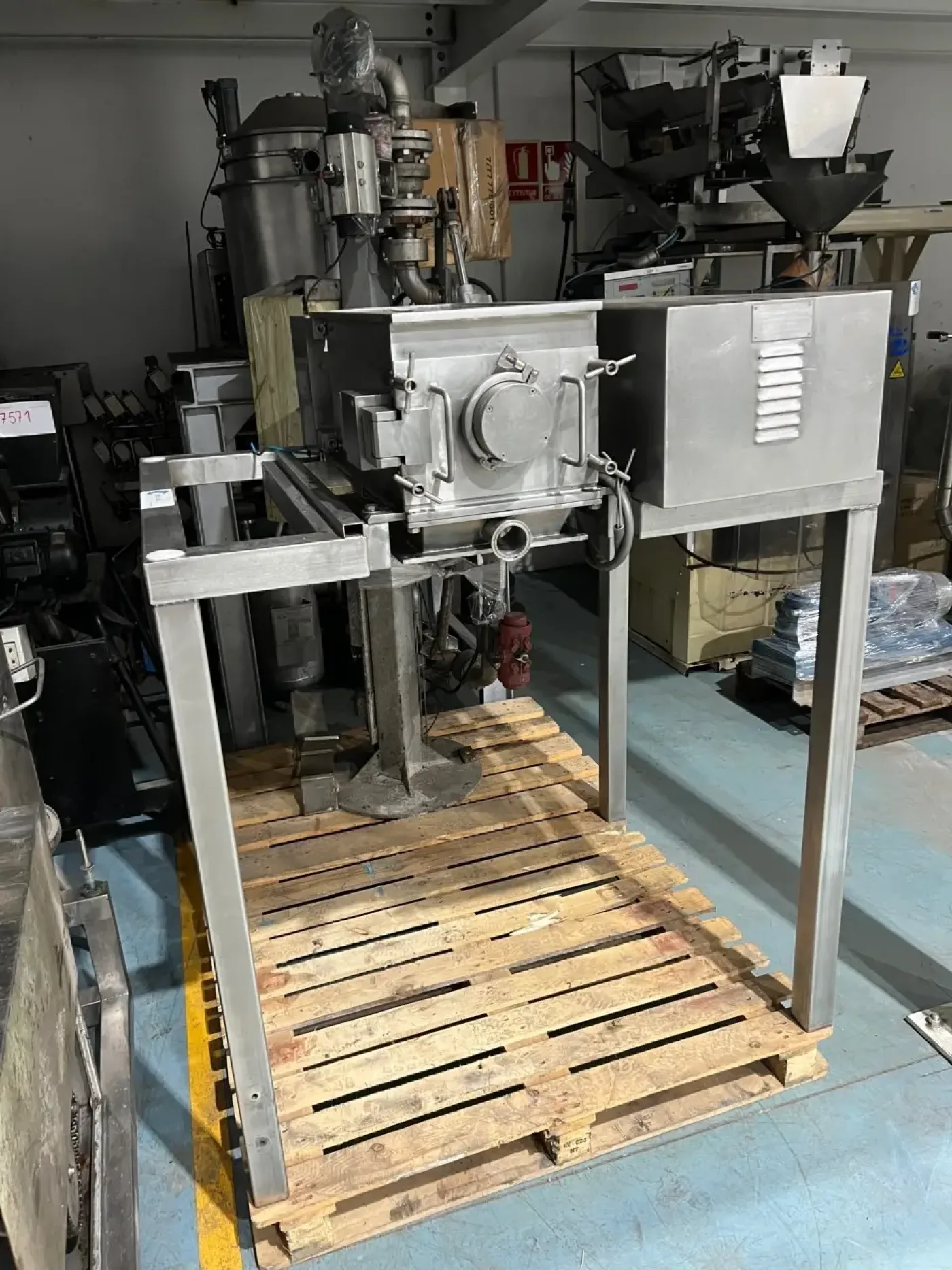 USED STAINLESS STEEL SOFT BREAKER - 5