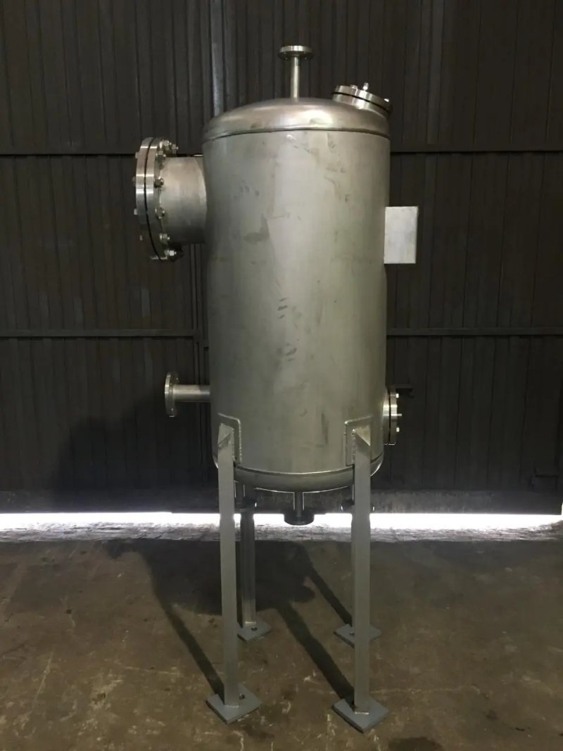 USED STAINLESS STEEL TANK 316 326 LITERS
