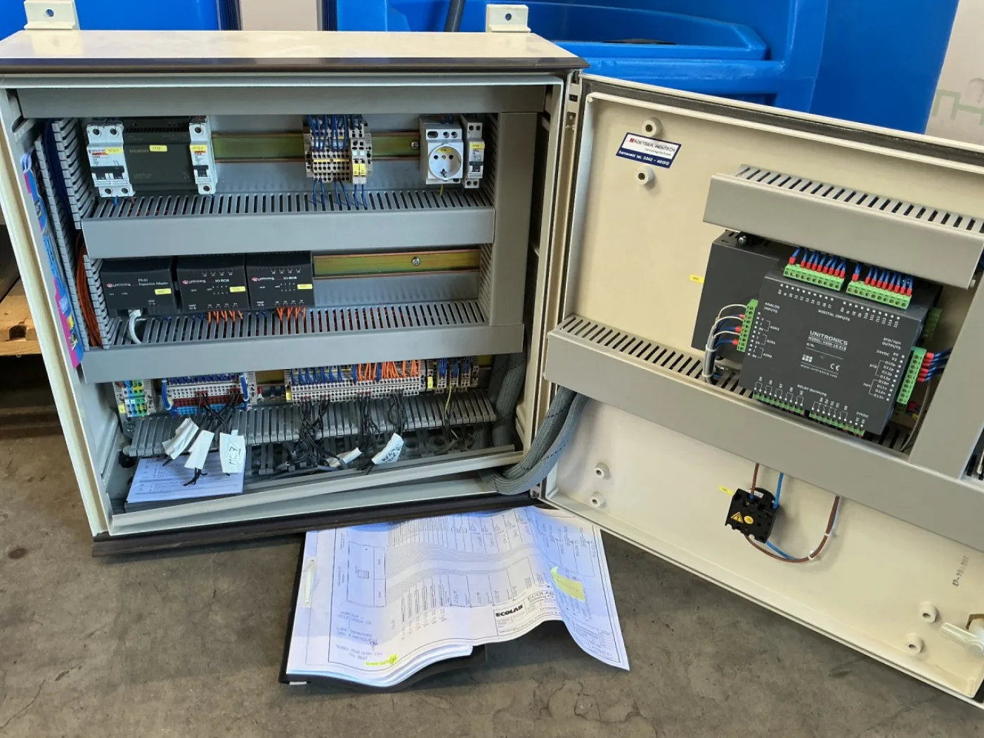 Ecolab Distribution pumps 2x2 - Dosing pump - 8
