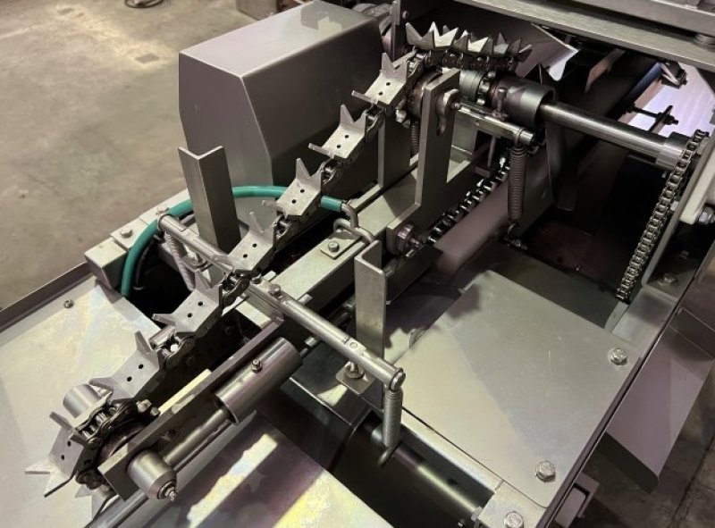 MESA 850 Backbone Cutting Machine