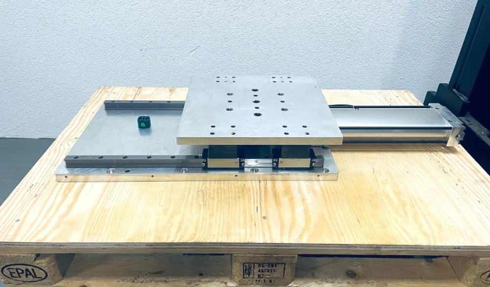 Tünkers Pneumatische Lineareinheit LE200-300 VRL SB T024
