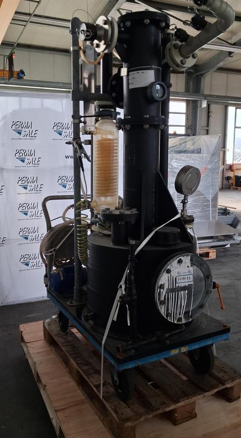 Wiegand kompakte chemikalienresistente Pumpstation mit vertikalem Druckbehälter