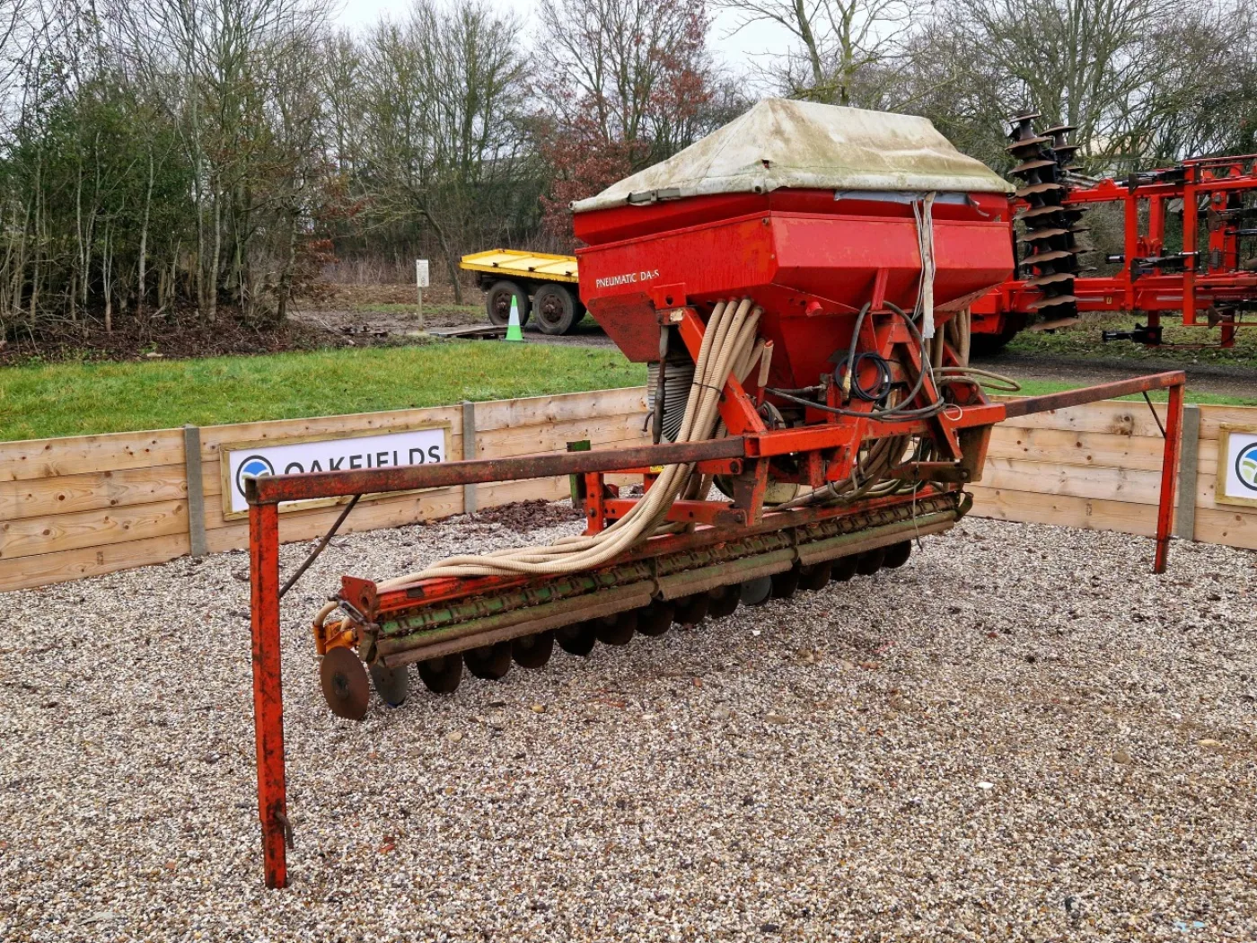 Accord DA 4m Piggyback Drill c/w Amazone Disc Coulters - 1