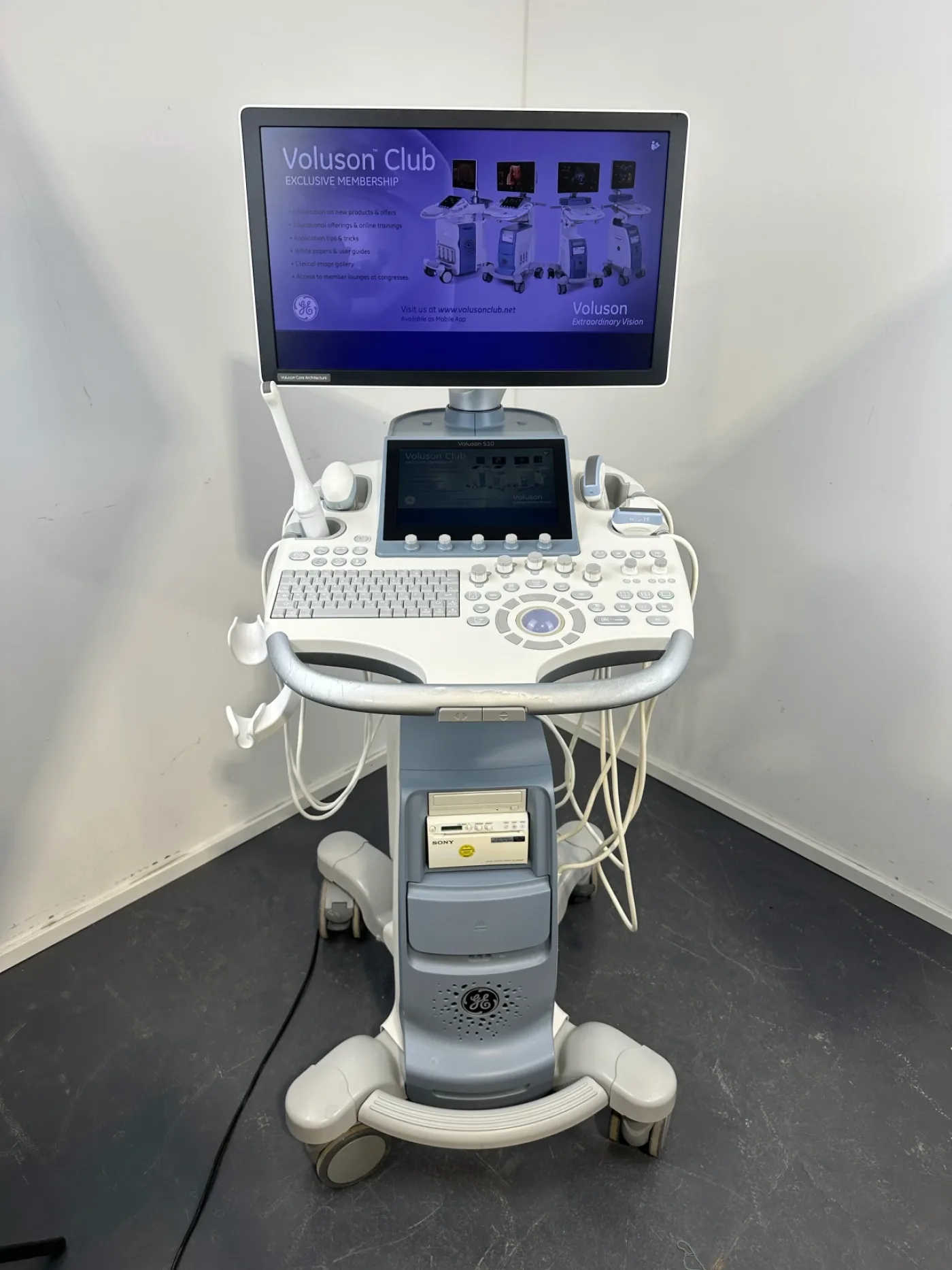 GE Voluson S10 BT16 Ultraschallgerät – Bj. 2016 – 4 Sonden ML6-15 / C1-5 / RAB6 / IC9 – 3D/4D - 1