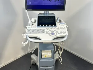 GE Voluson S10 BT16 Ultraschallgerät – Bj. 2016 – 4 Sonden ML6-15 / C1-5 / RAB6 / IC9 – 3D/4D