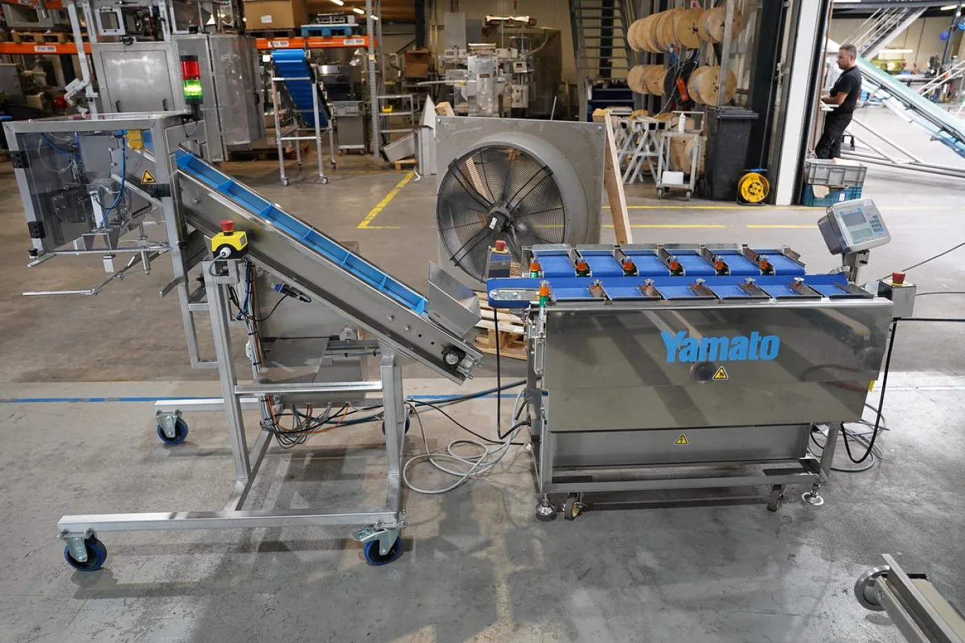 2016 Yamato tabletop weger - 3