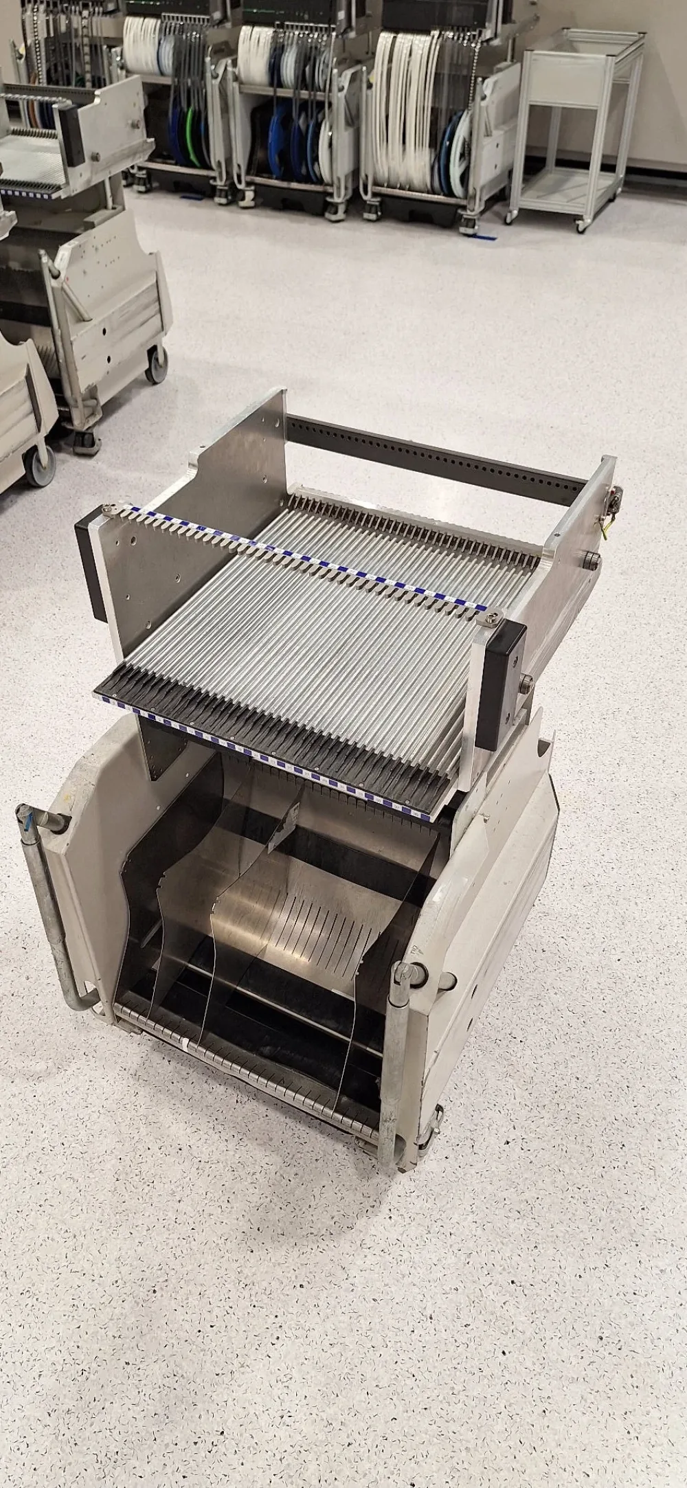 ASM Siplace COT40, feeder tables