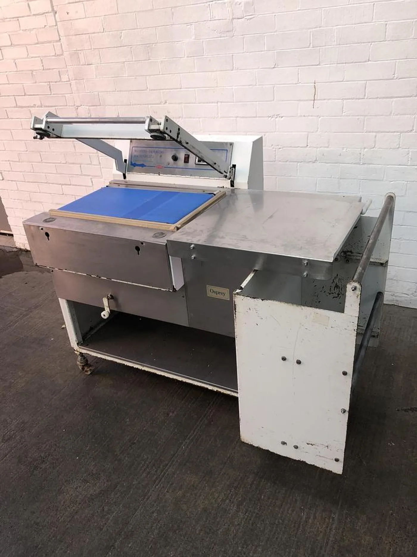 Bluebird Osprey 4060 L Sealer with new belt fitted - 3