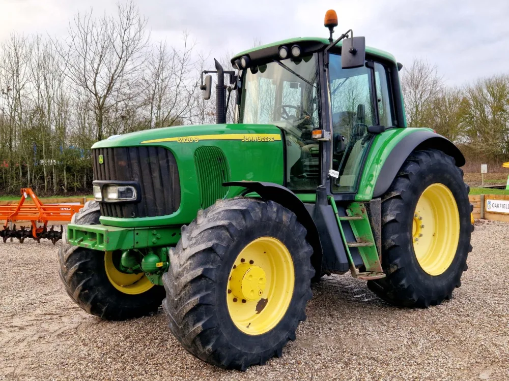 2002 John Deere 6920S 4WD Tractor
