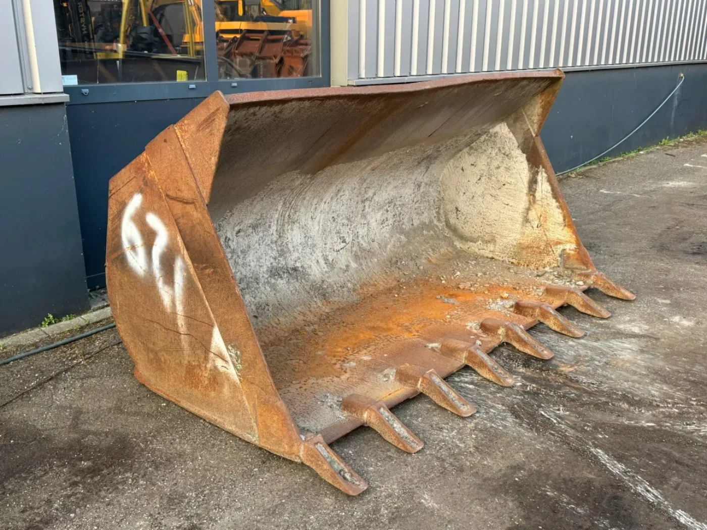 WG-2500 Volvo small - 7
