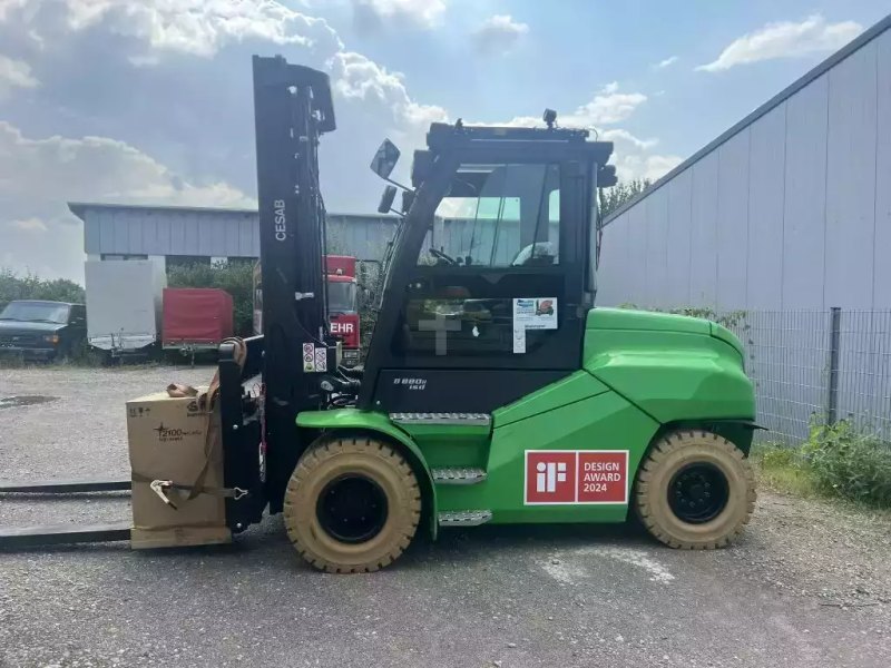 Cesab B 880 H II  LC: 900