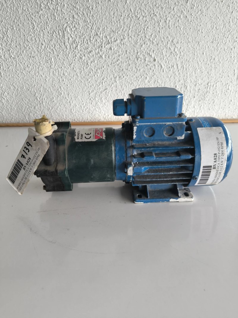 USED PLASTO MEC P052 MAGNETIC PUMP