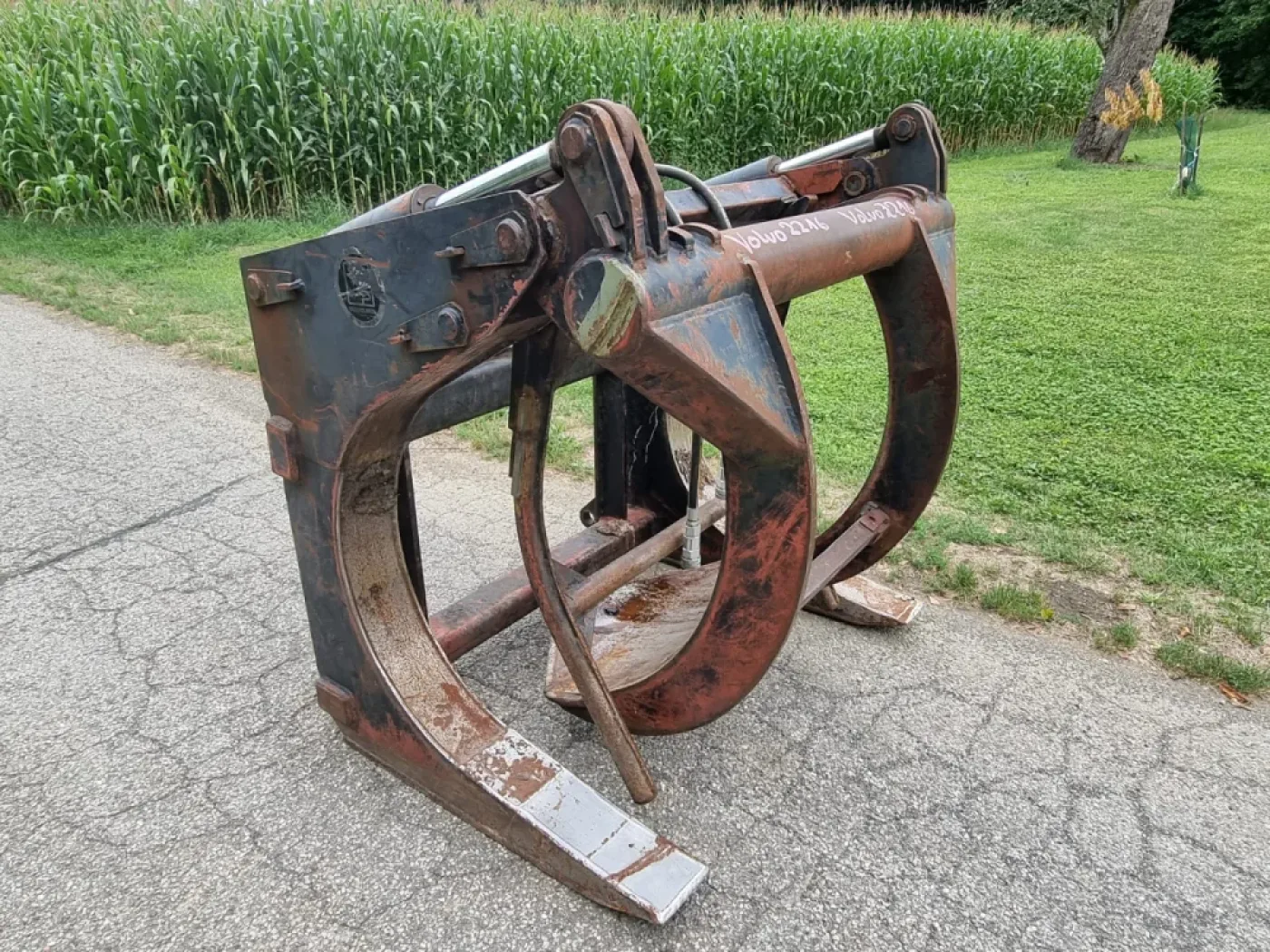Holzgreifer für Volvo BM 4300 - 8
