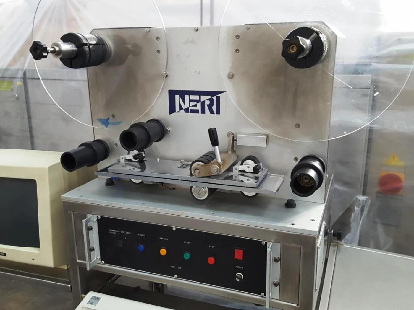 MACCHINA CONTROLLO ETICHETTE – NERI – MOD. CLC - 3