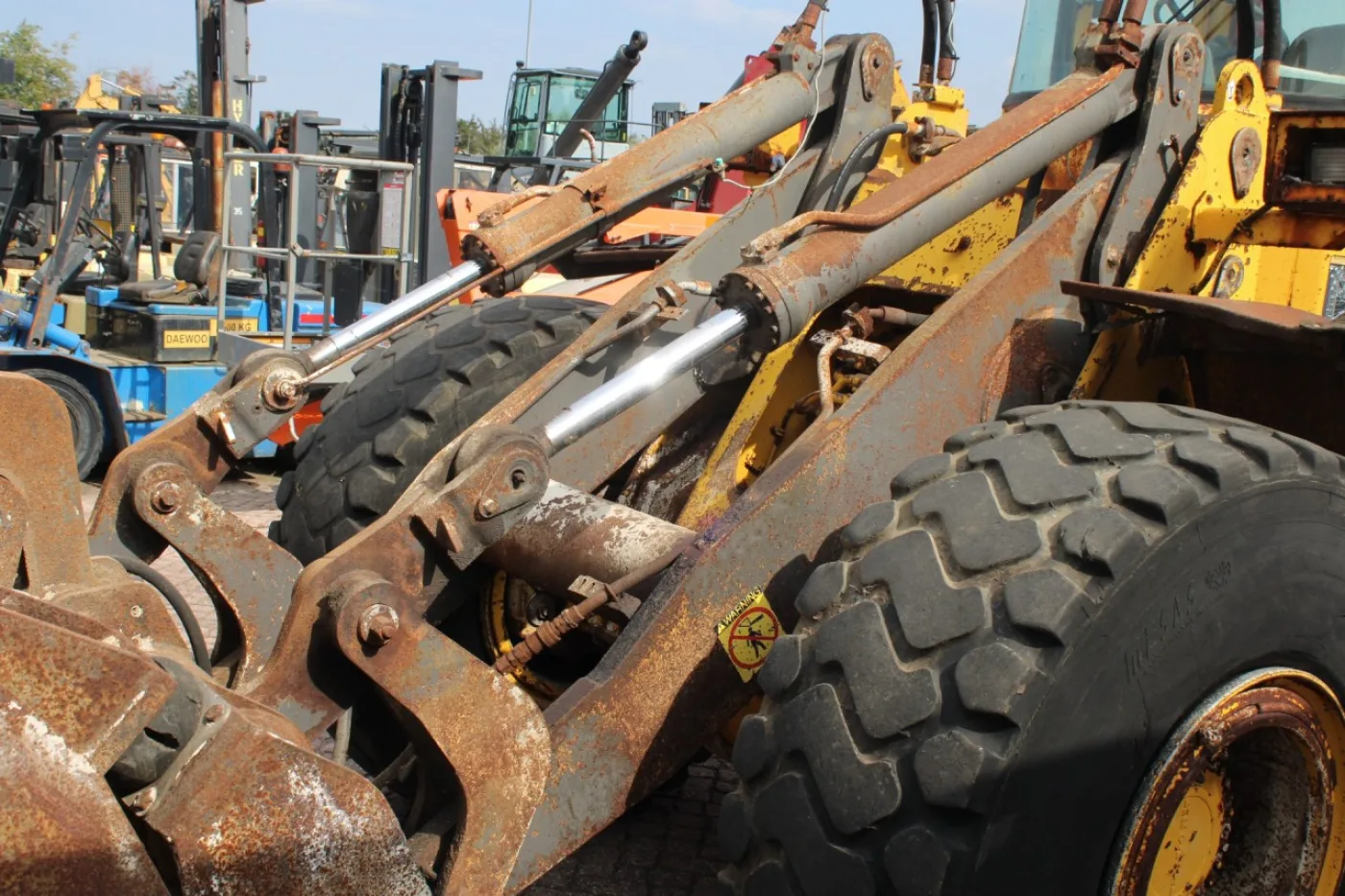 Volvo L 120 B - 2