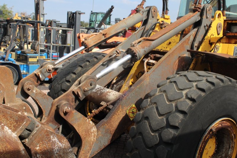 Volvo L 120 B