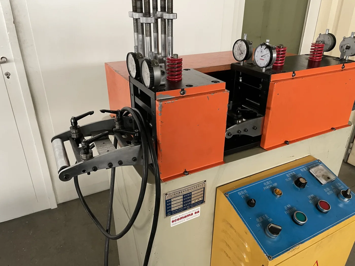 REDRESSEUR DE BANDES “HFA” TYPE JMS-100 - 2