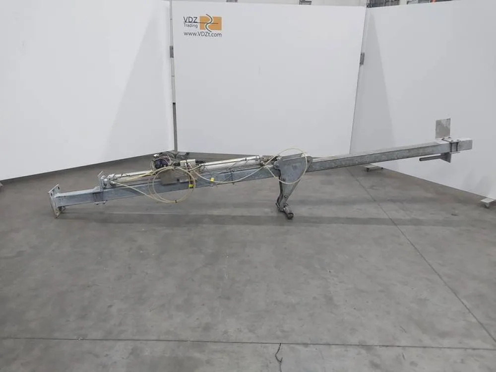 Hook lift