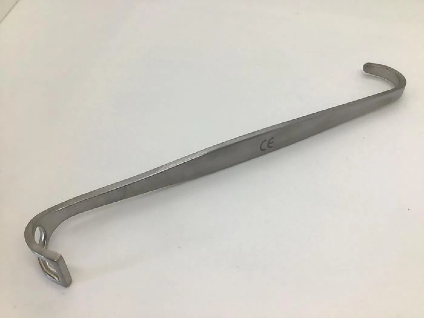 Canny Ryall Retractor 5mm Hook Blade 16mm Fenestrated Blade 190mm - 1