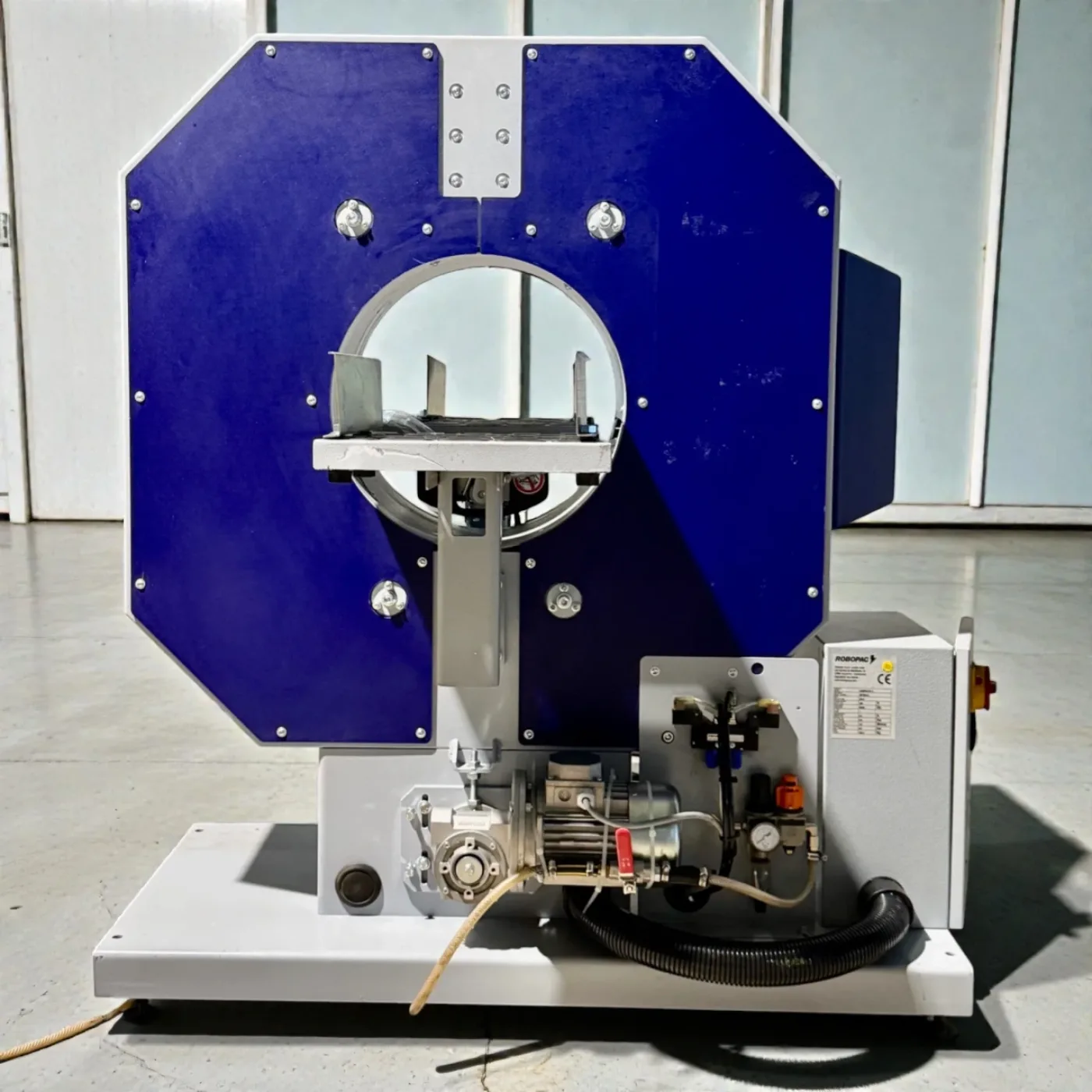 ROBOPAC COMPACTA 4 Horizontalwickler – Verpackungsmaschine für Langgut & Profile (gebraucht) - 5