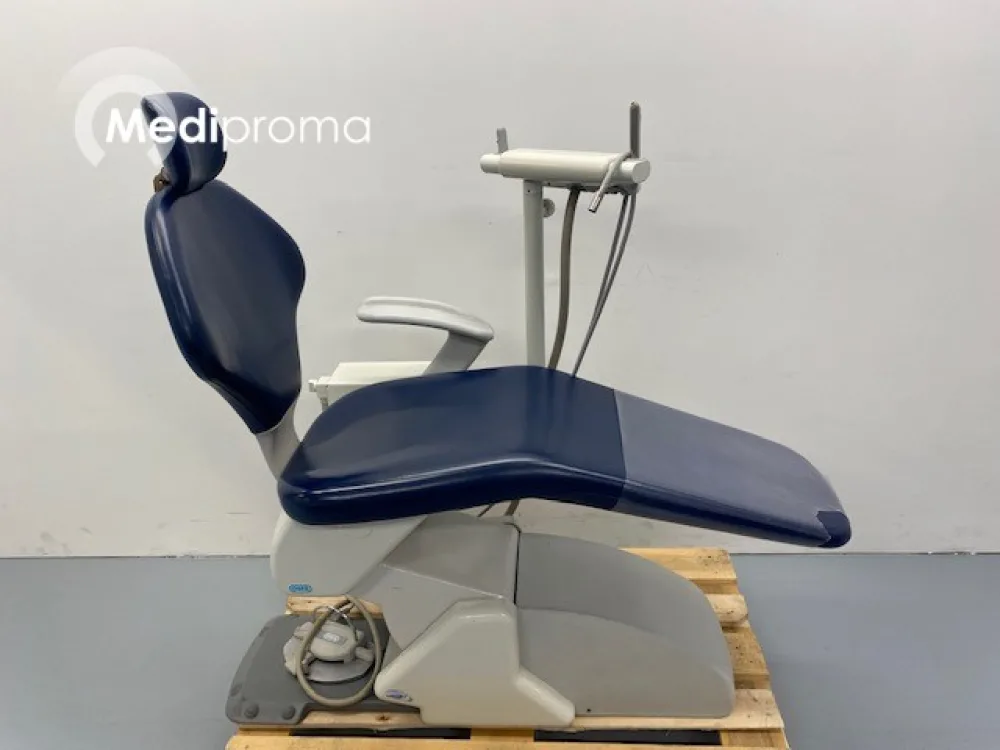 OMS Moon Dental Chair