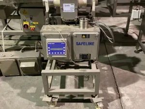 Detector de metales con sistema de caída SAFELINE en acero inoxidable