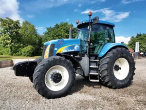 2005 New Holland TG285 Tractor