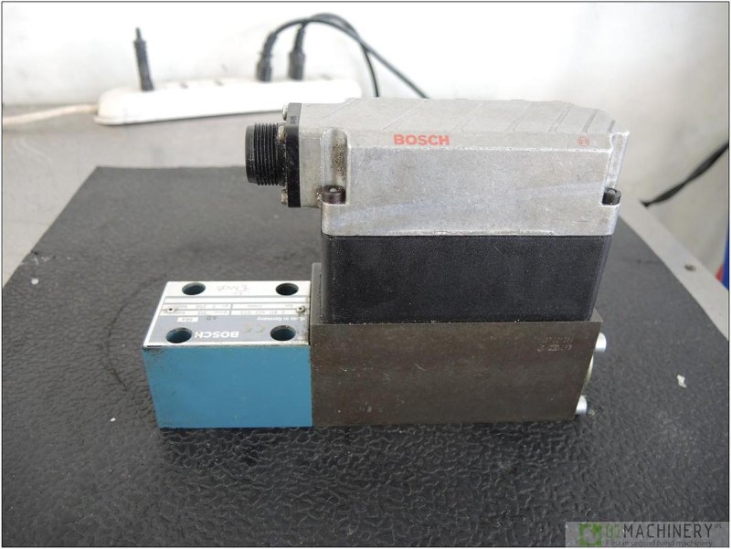 BOSCH 0 811 402 073 AI2993