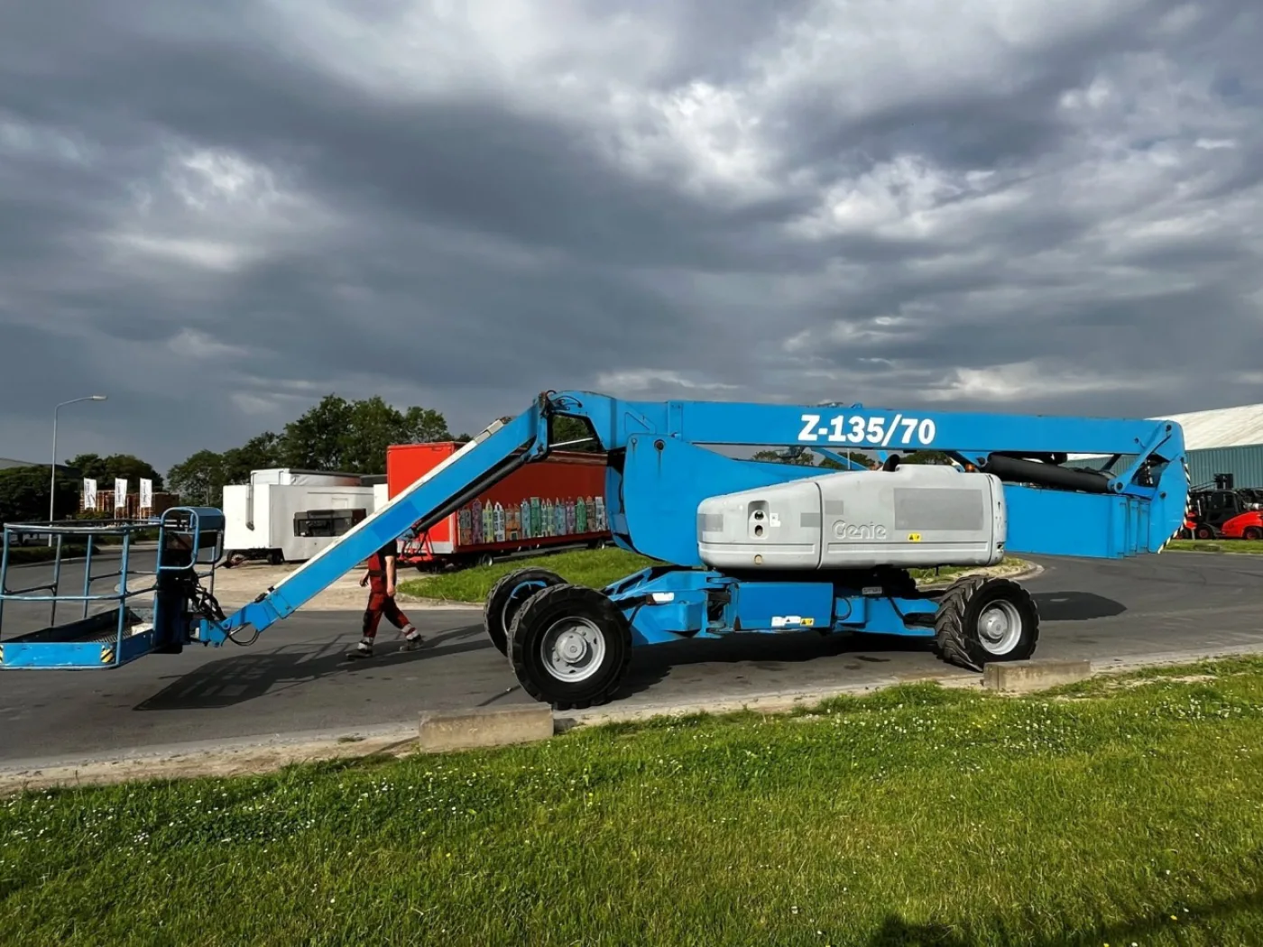 Genie Z-135 - 3