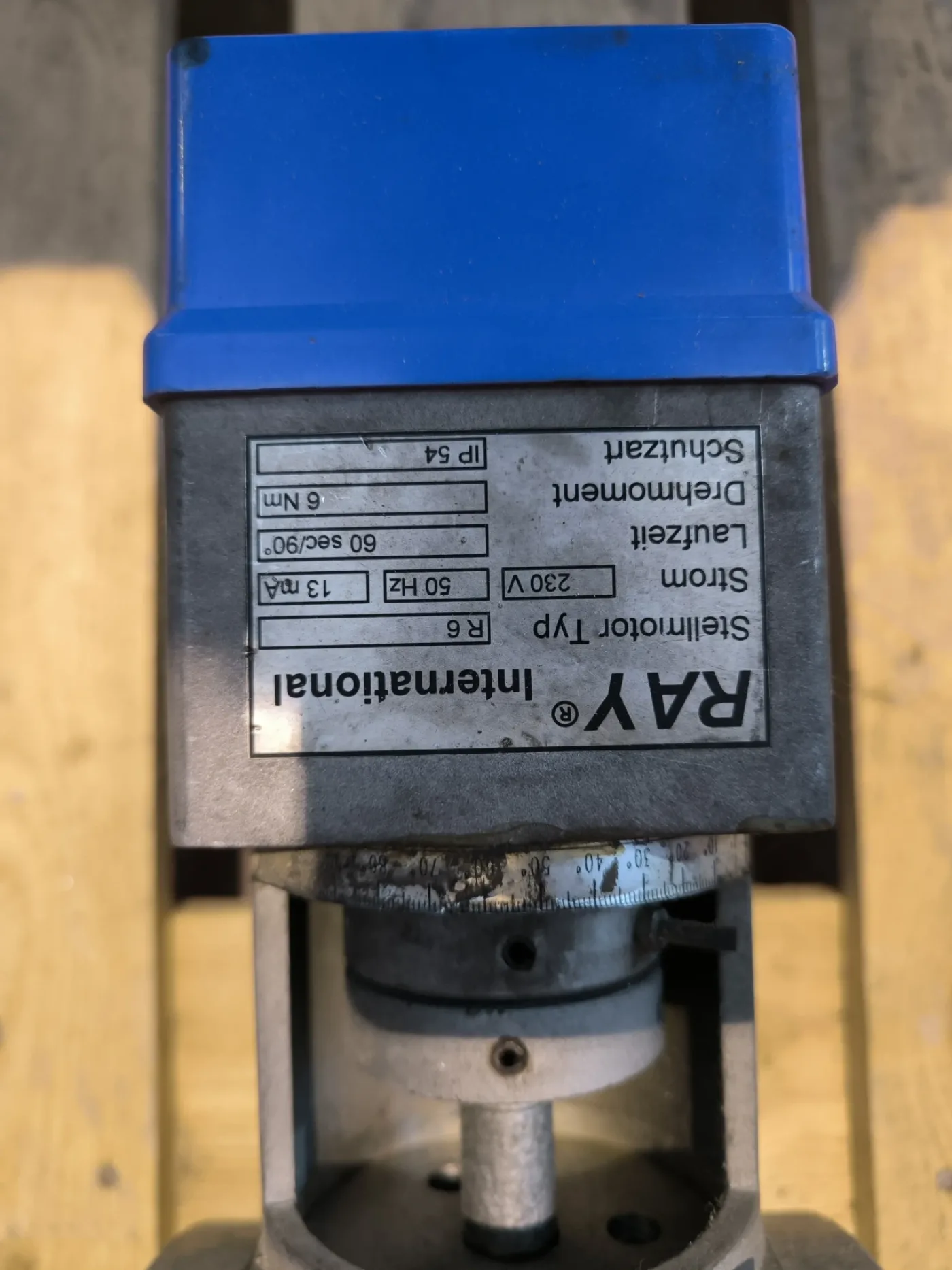BUTTERFLY VALVE RAY TYP R6 - 4