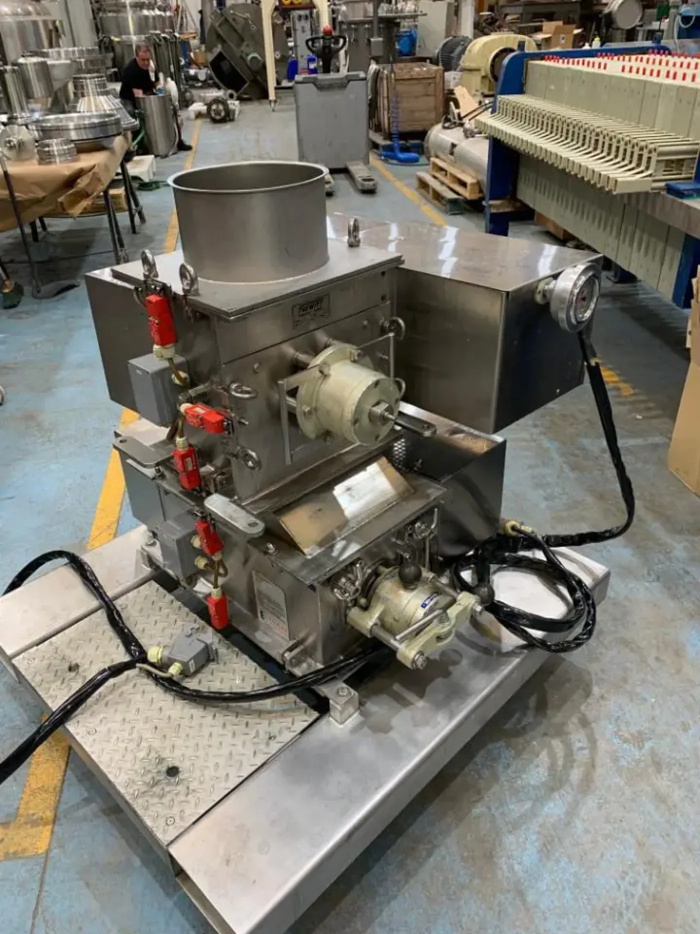 USED FREWITT GBM-246 STAINLESS STEEL GRANULATOR CROPPER - 1