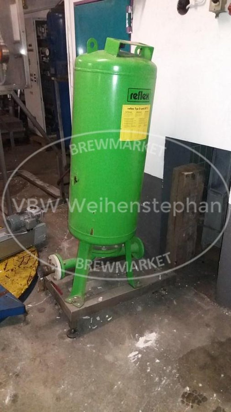 Diaphragm expansion vessel