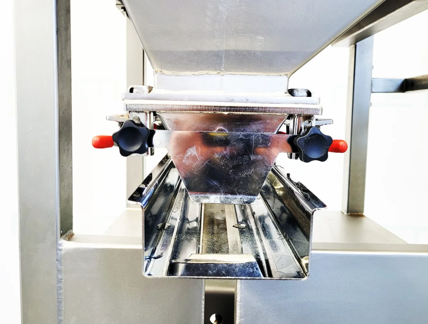 AVT Europe - Powder filler - 7