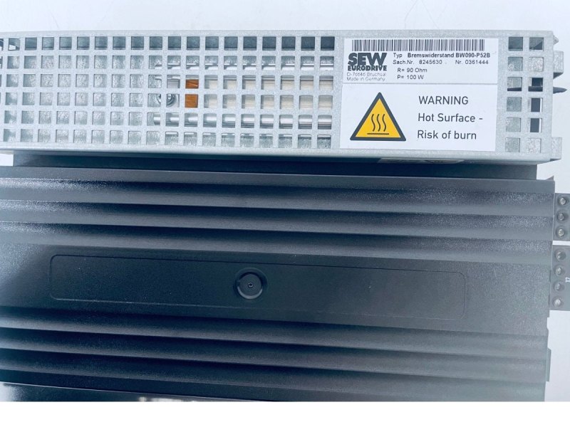 SEW Eurodrive MDX61B0011-5A3-4-00 Movidrive Umrichter mit BW090-P52B