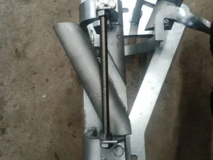 Switch left inside 25°. Tube hight 15cm