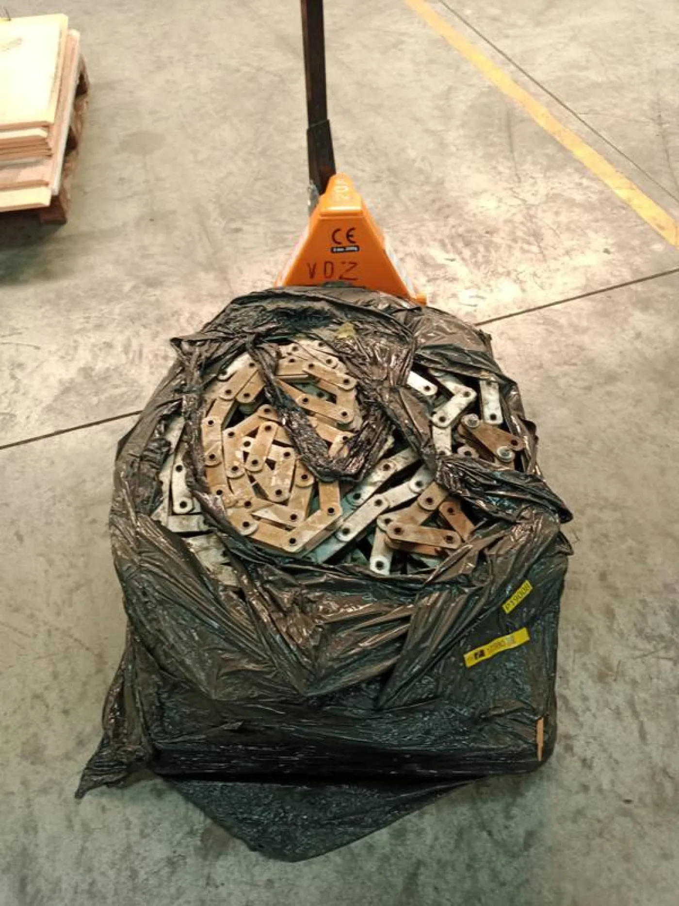 Chain for conveyor - 1