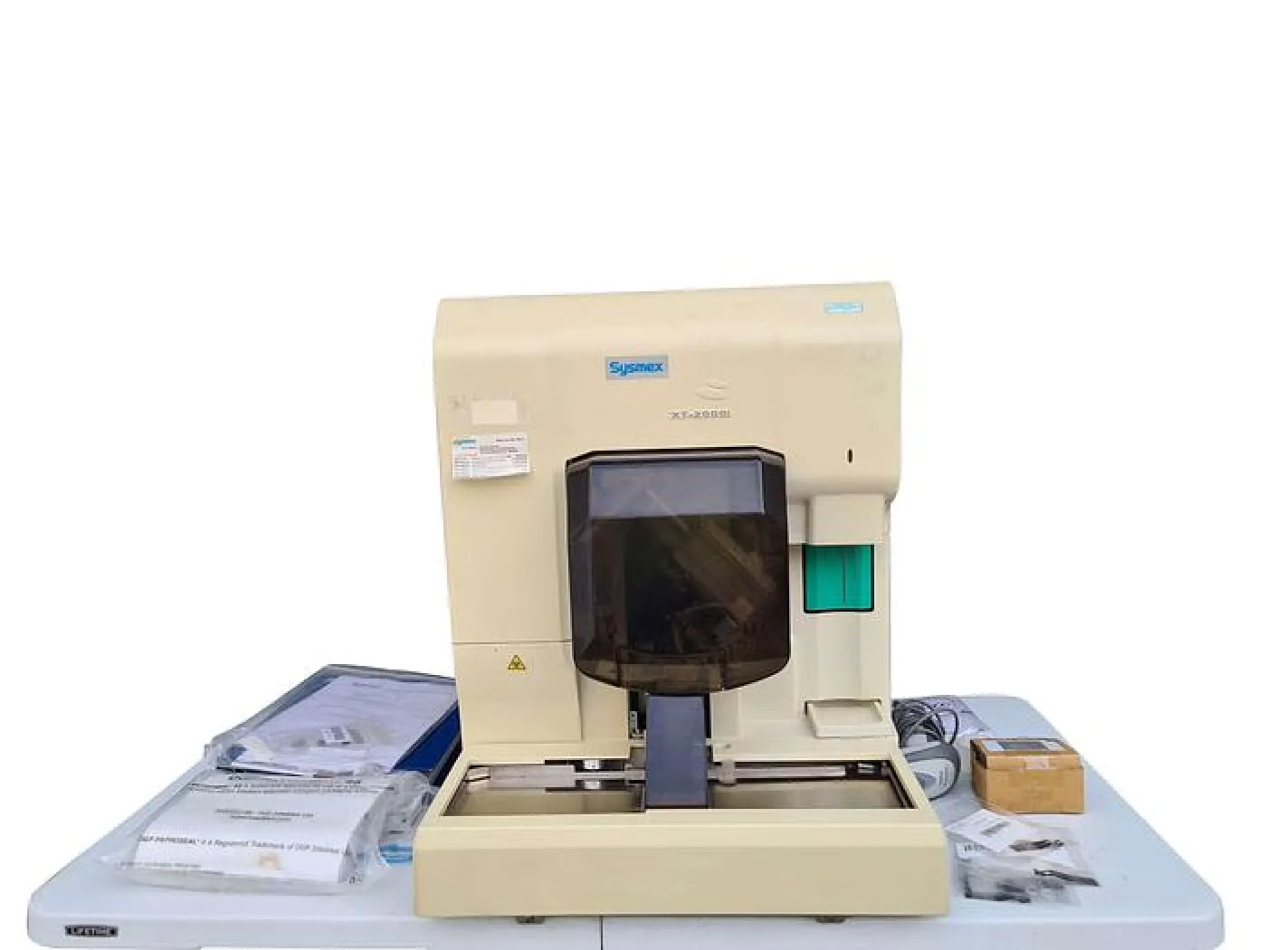 Sysmex XT- 2000i Automated Hematology Analyzer - 1