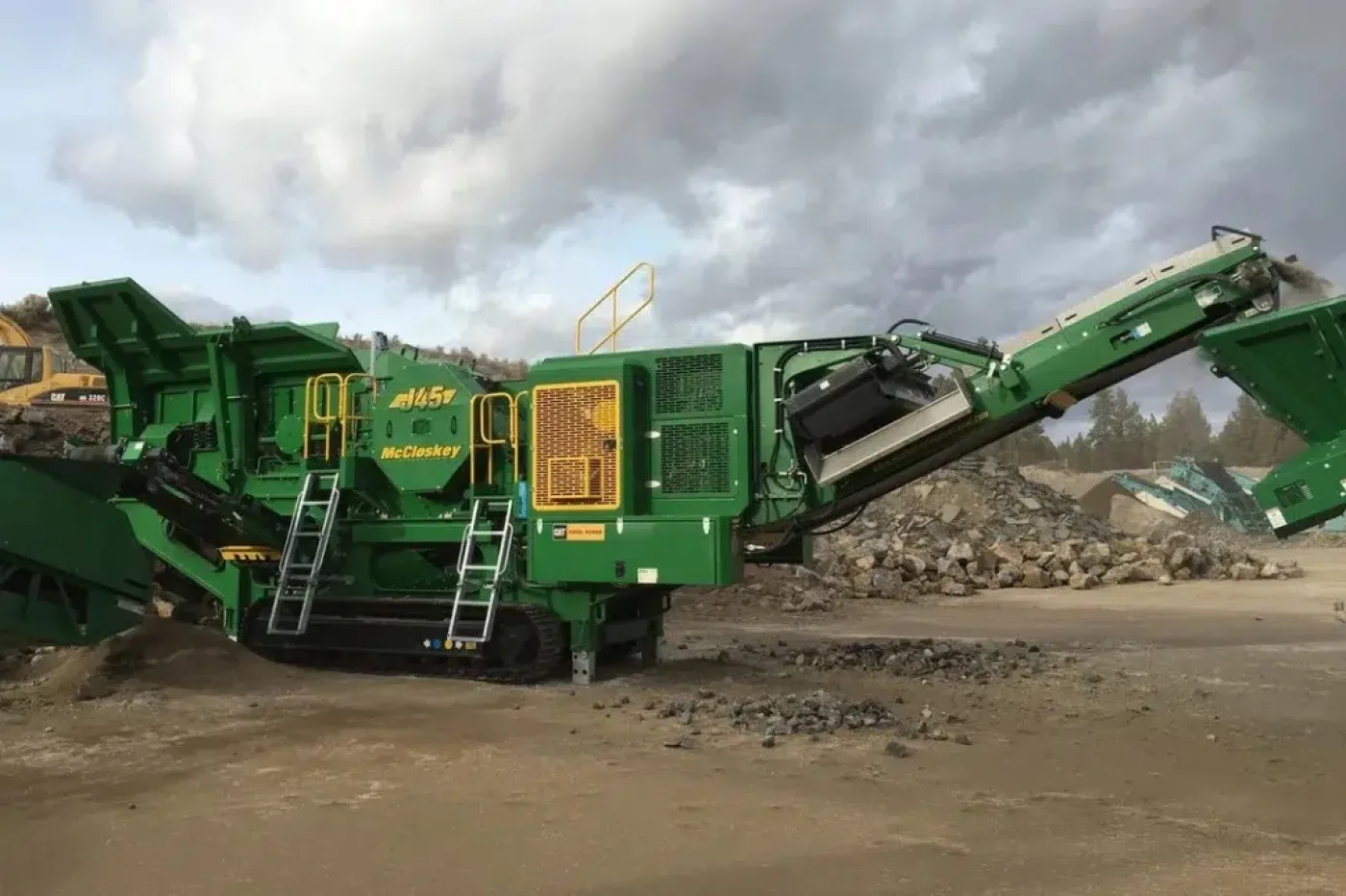 Metso LT220GP Cone Crusher - 2