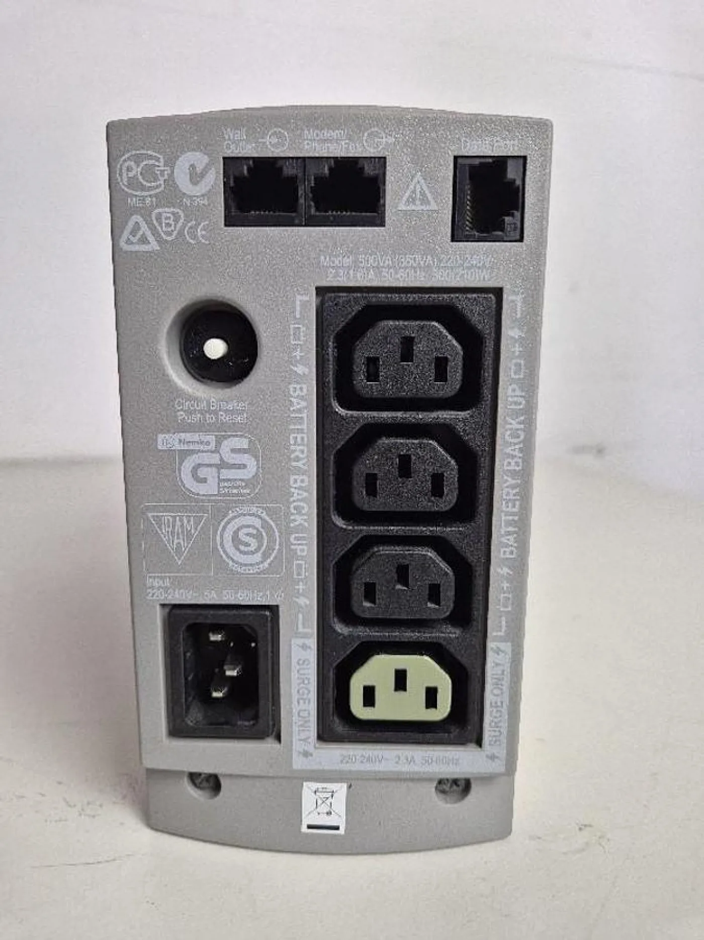 APC Back-Ups CS 500 UPS - 6