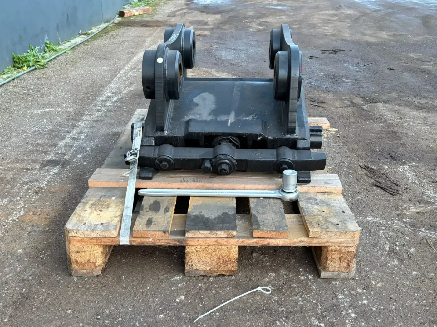 Quick Coupler Caterpillar D4N CW-40 CAT D linkage - 7