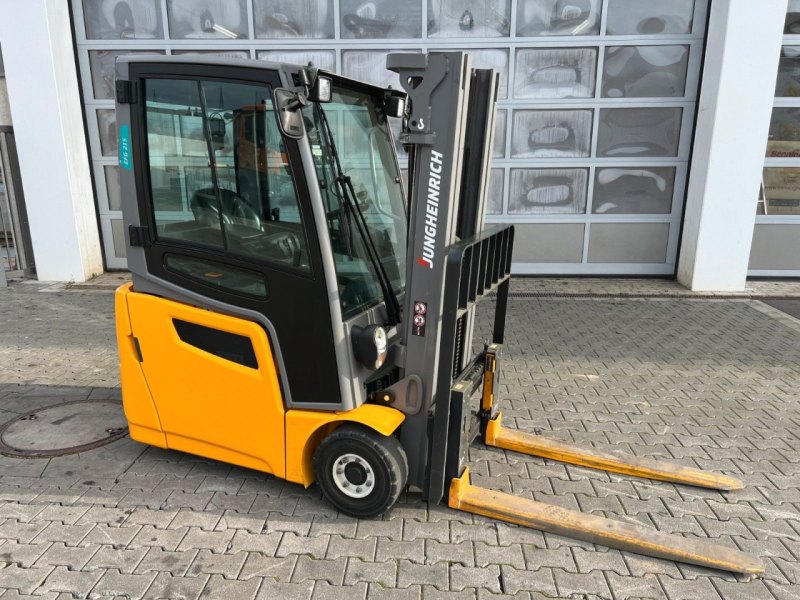 Jungheinrich EFG 215 / Triplex: 4.25m! / SS / 4.029h