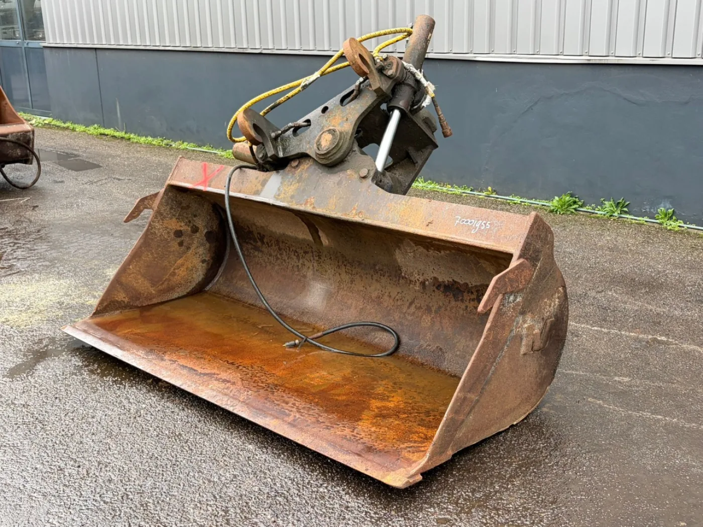Verachtert tilting bucket CW40 - 1