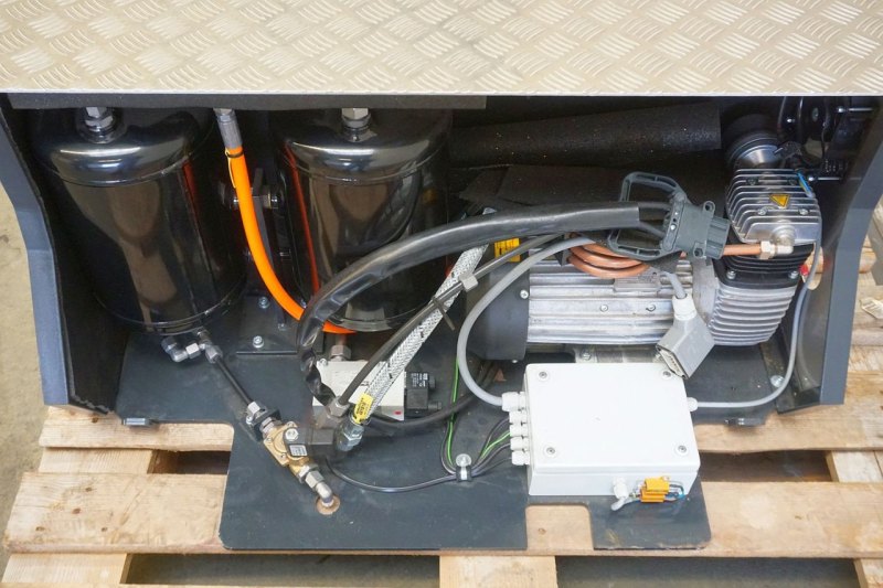 Sonstiges Linde Kompressor für Druckluftbremsanlage Linde P 80 ()