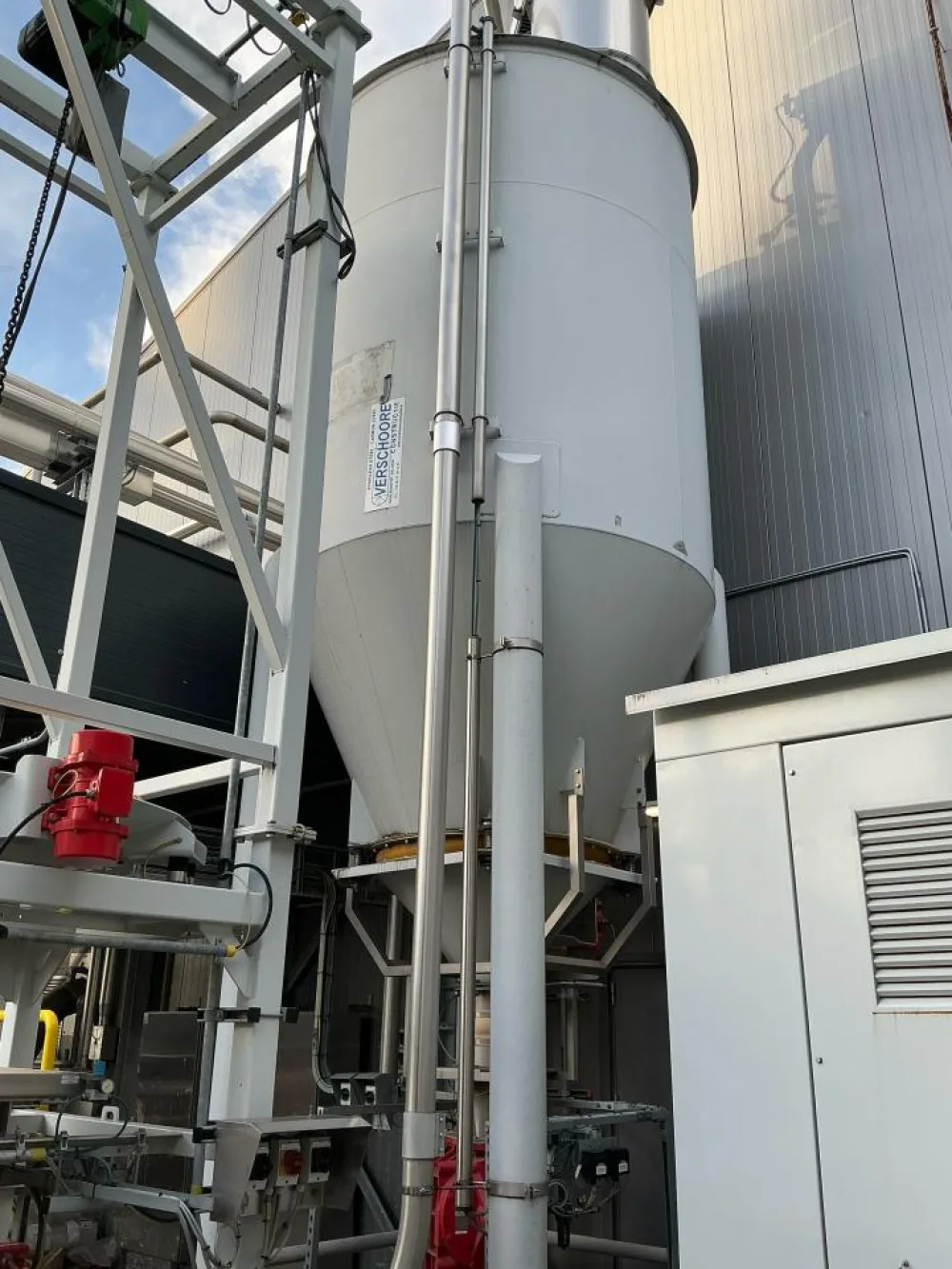 2019 Dinnissen PET storage hopper (incl. vibrator)