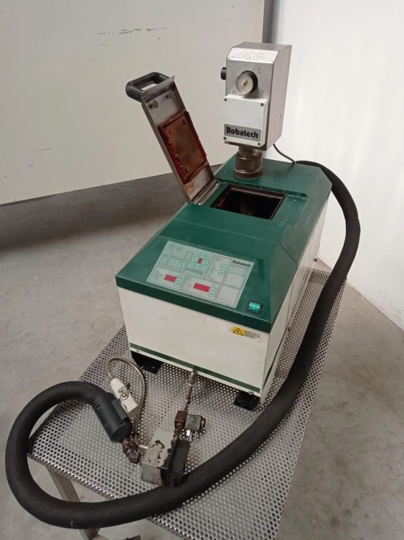 INCOLLATORE FUSORE – ROBATECH – MOD. CONCEPT 4/2 - 4