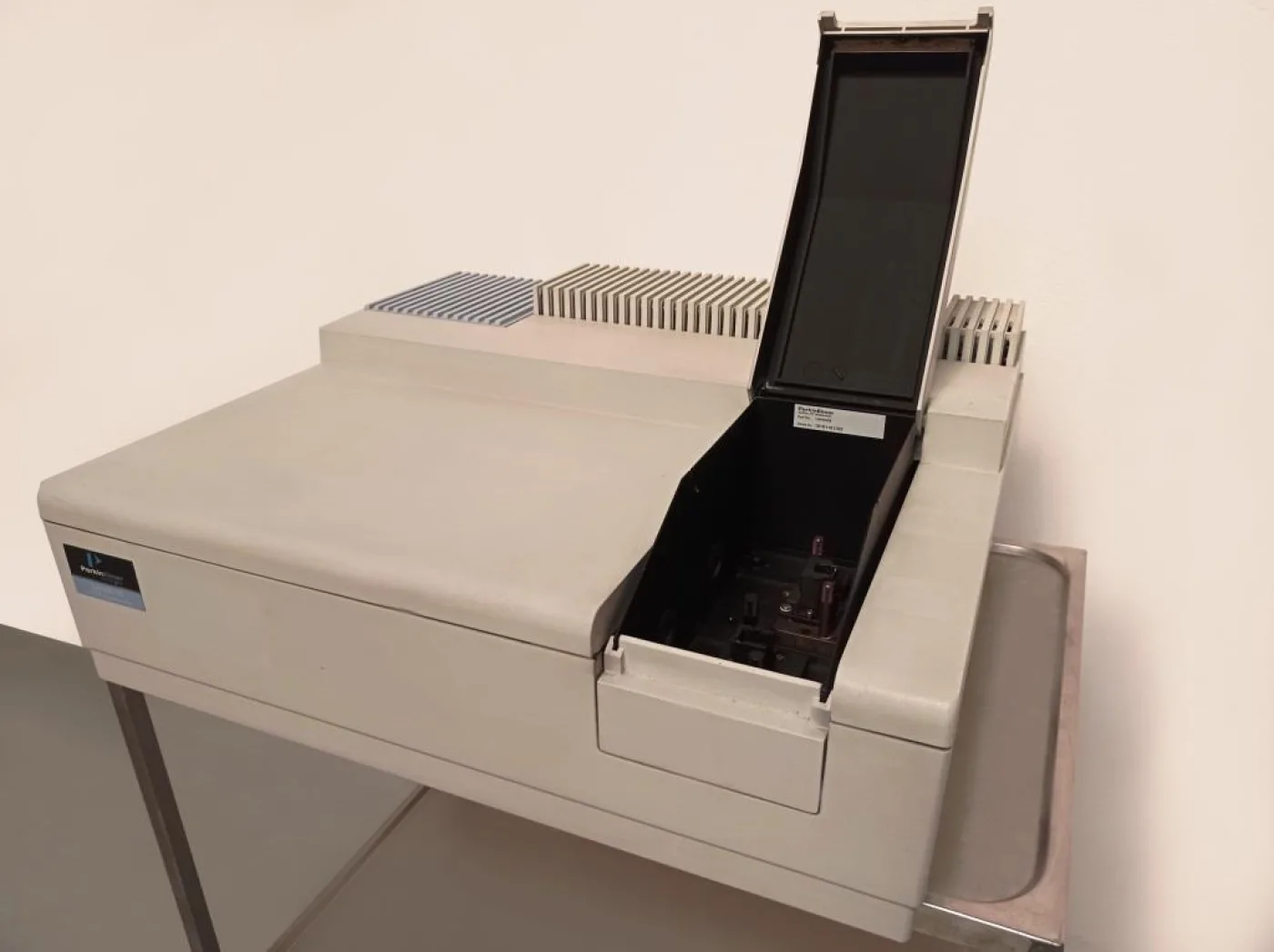 SPETTROMENTRO UV-VISIBILE – PERKIN ELMER – MOD. LAMBDA 25 - 1